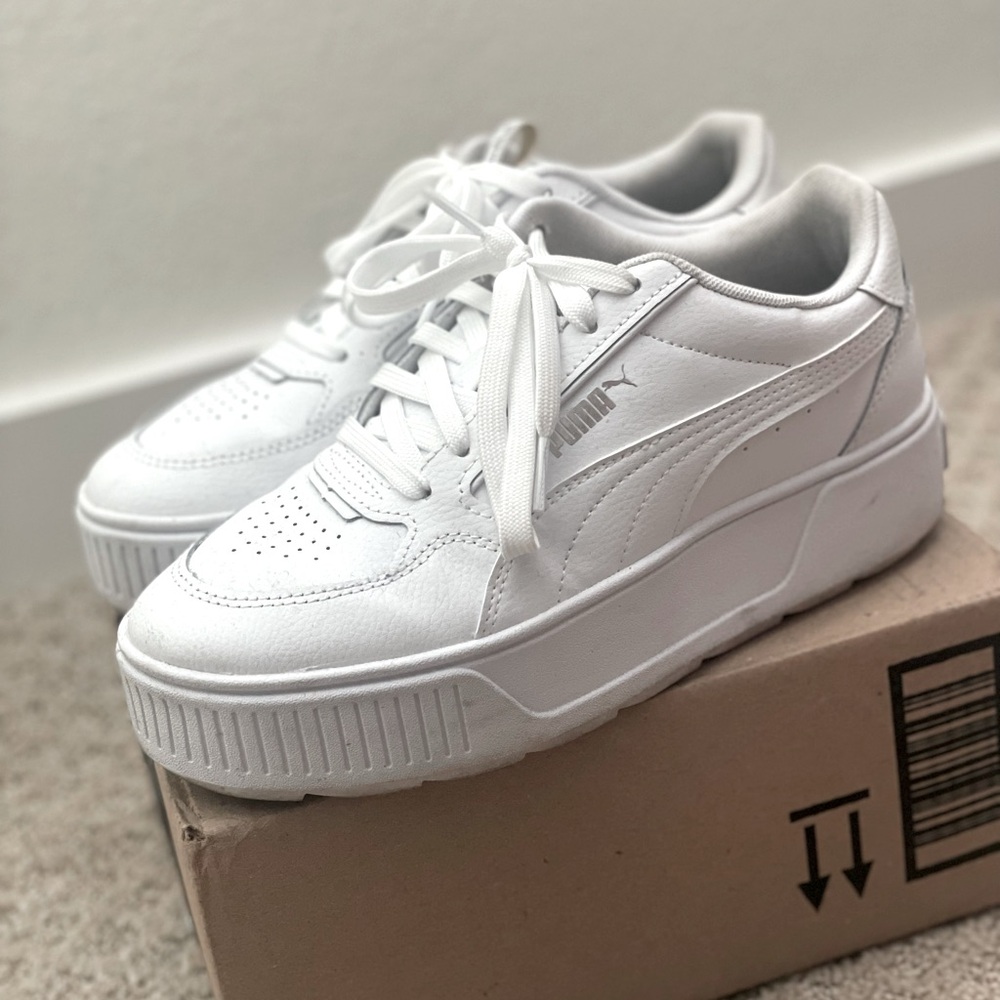 Women’s Puma Cali Court Size 7.5